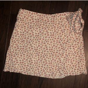 Brandy Melville skirt worn once